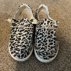 cheetah print hey dudes